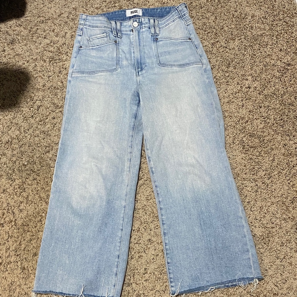 PAIGE Aneesa Washed Light Blue Wide-Leg Crop Jeans 29